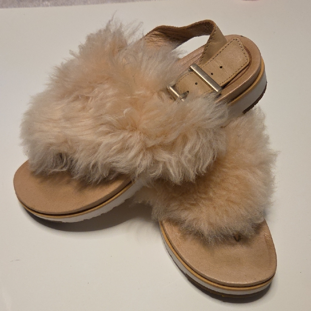 UGG Cream Fluffy Fur Sandals